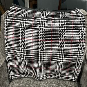 Talbots Houndstooth Pencil Skirt